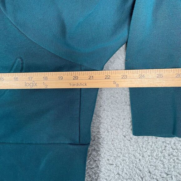 Nike Sweatshirt Womens Medium Get Fit Lux Pullover Crop Top Relaxed Logo CV7248 - Picture 6 of 11